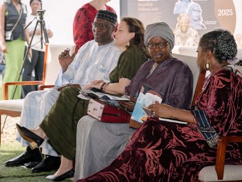 2-Arrival and seating